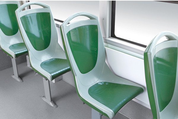 金旅XML6115J15CN公交车(天然气国五23-46座)