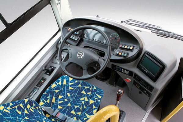 金旅XML6115JEV60C公交车(纯电动20-44座)