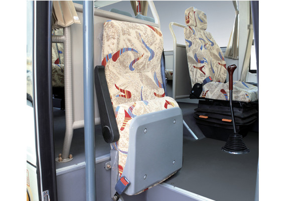 金旅XML6807J65N客车(天然气国五24-35座)