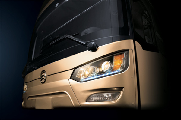 金旅XML6112J55NY客车(天然气国五24-54座)