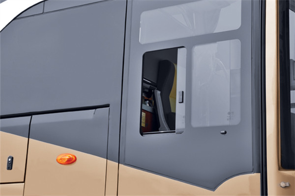 金旅XML6112J55NY客车(天然气国五24-54座)