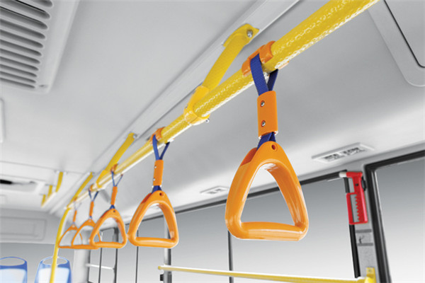 金旅XML6745J15CN公交车(天然气国五13-26座)