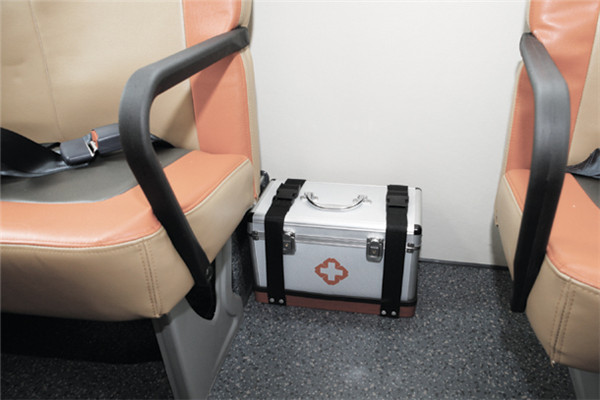 金旅XML6601J25YXC幼儿专用校车(柴油国五24-27座)