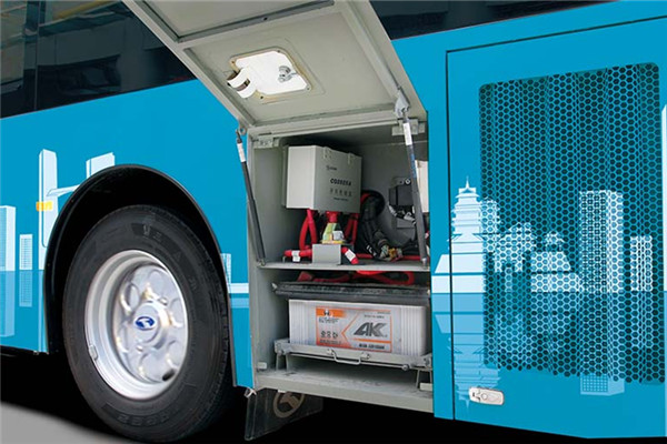 金龙XMQ6850AGCHEVN51公交车(NG/电混动国五10-30座)