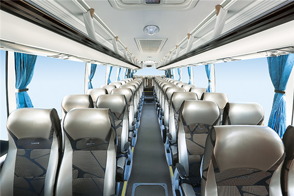 金龙XMQ6125AYD5D客车(柴油国五24-57座)