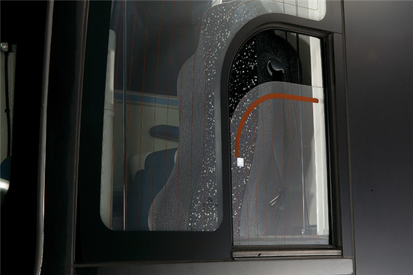 金龙XMQ6129DYN5A客车(天然气国五24-49座)