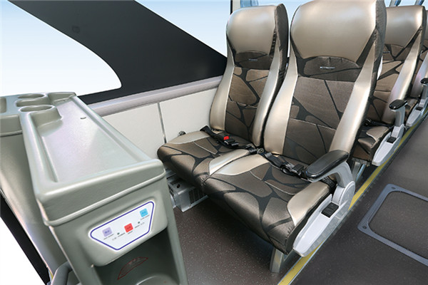 金龙XMQ6129HYN5B客车(天然气国五24-55座)