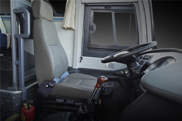 金龙XMQ6129HYN5B客车(天然气国五24-55座)