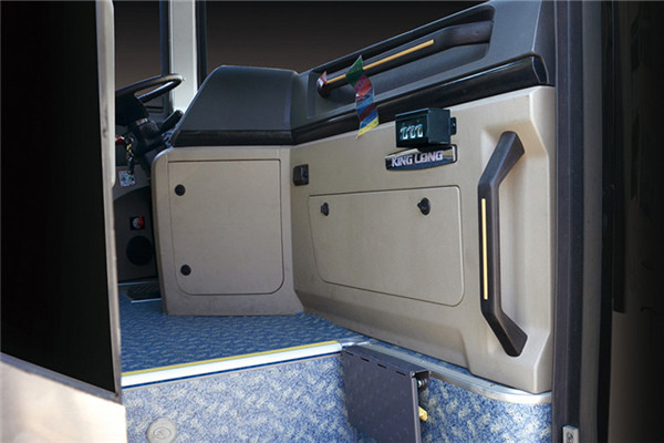 金龙XMQ6125HYD5D客车(柴油国五24-54座)