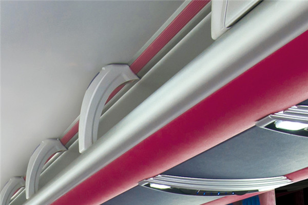 金龙XMQ6821CYN5C客车(天然气国五24-35座)