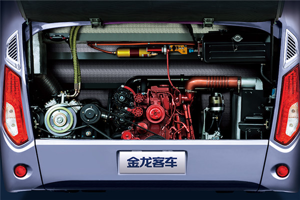 金龙XMQ6821CYD5D客车(柴油国五24-36座)