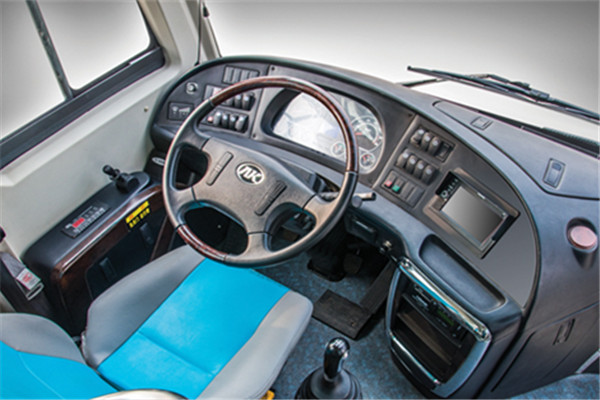 合客HK6819HQ5客车(LNG国五24-35座)