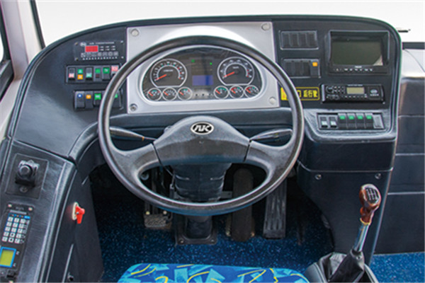 合客HK6813HGQ5公交车(天然气国五15-31座)