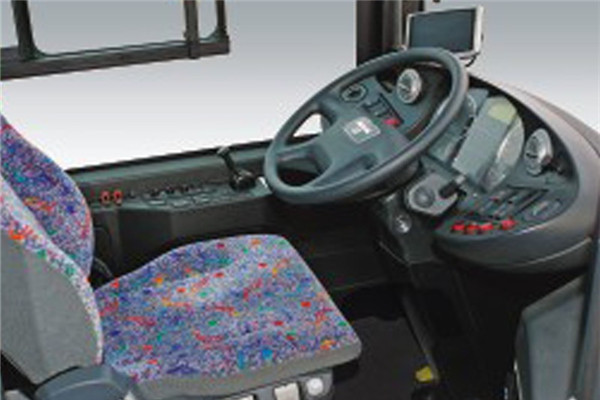 黄海DD6181B01N公交车(天燃气国五14-57座)