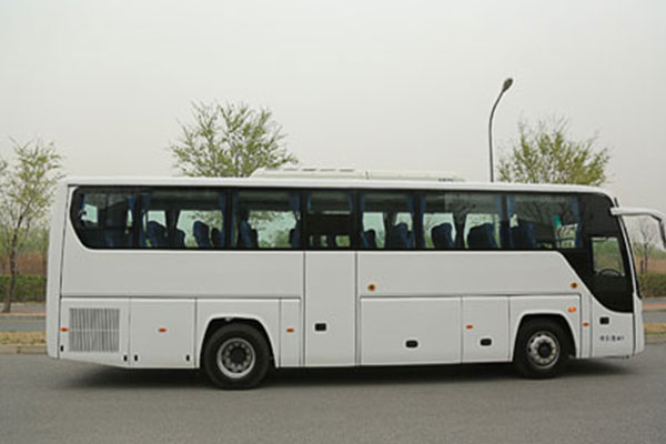 福田欧辉BJ6115U8ATB-3客车(天然气国五24-51座)