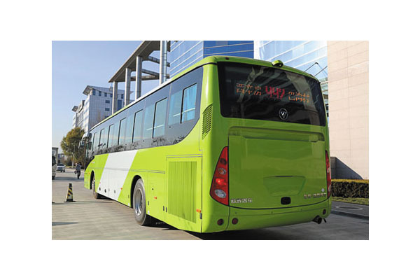 福田欧辉BJ6127EVUA-2客车(纯电动24-55座)