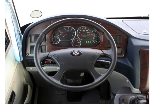 东风超龙EQ6711CTN公交车（天然气国五11-22座）