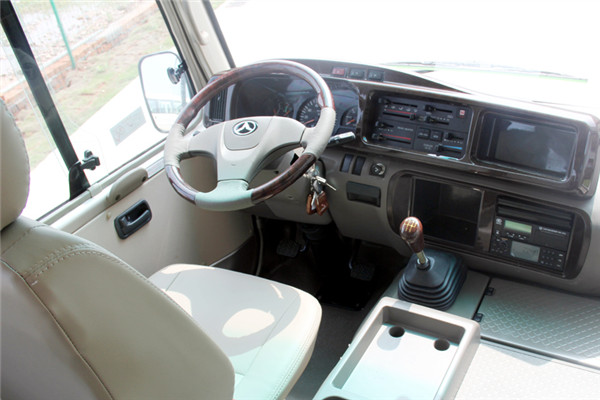 晶马JMV6603CFA客车(柴油国五10-19座)