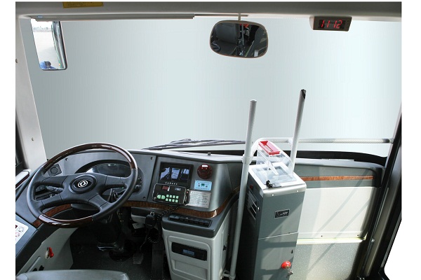 东风超龙EQ6830CBEVT公交车(纯电动10-27座)
