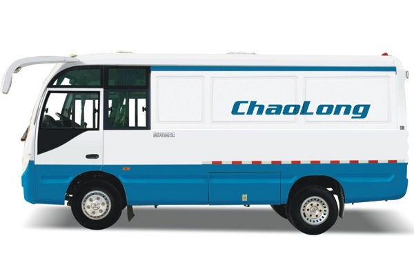 东风超龙EQ5041XXYTN厢式运输车(天然气国五2-6座)