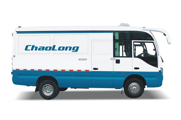 东风超龙EQ5041XXYTN厢式运输车(天然气国五2-6座)