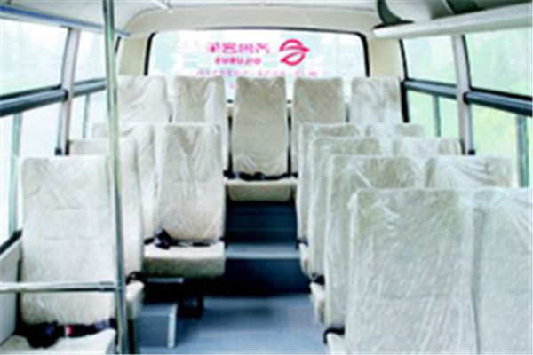 齐鲁BWC6605KAN客车(天然气国五10-19座)