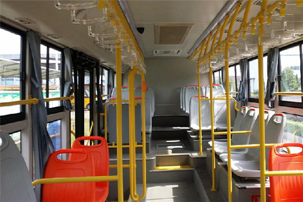 上饶SR6106PHEVNG1公交车(NG/电混动国五20-36座)