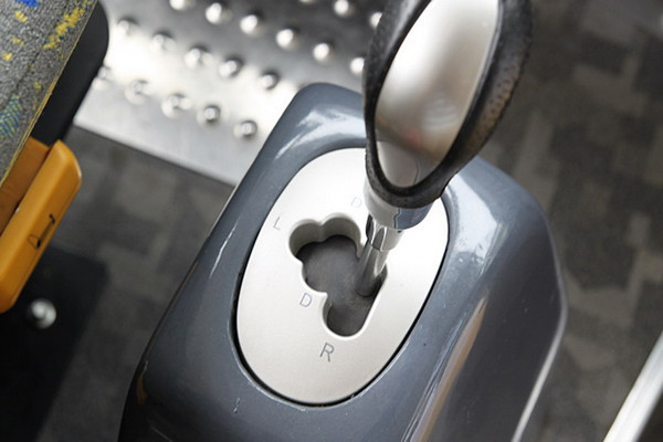 五洲龙FDG6117EVG1公交车(纯电动10-34座)