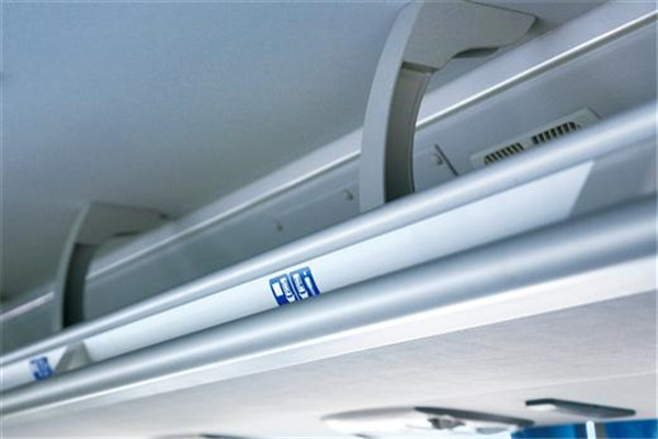 亚星YBL6127HQCP客车(天然气国五24-72座)