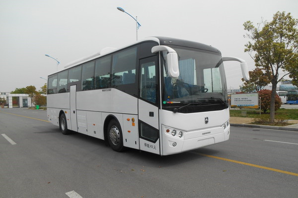 亚星YBL6117HBEV16客车(纯电动24-51座)