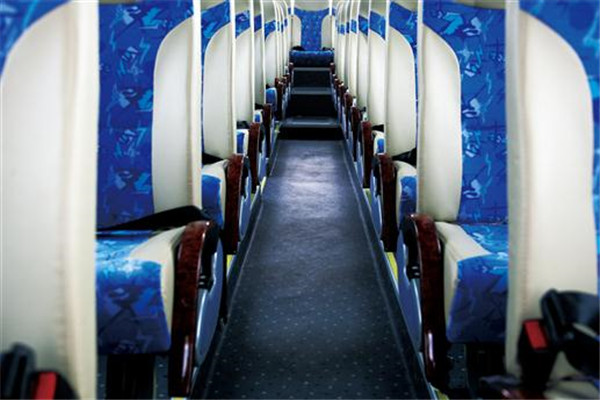 亚星YBL6117H1QCP客车(天然气国五24-51座)