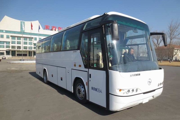 北方BFC6900L2D5客车（柴油国五24-39座）
