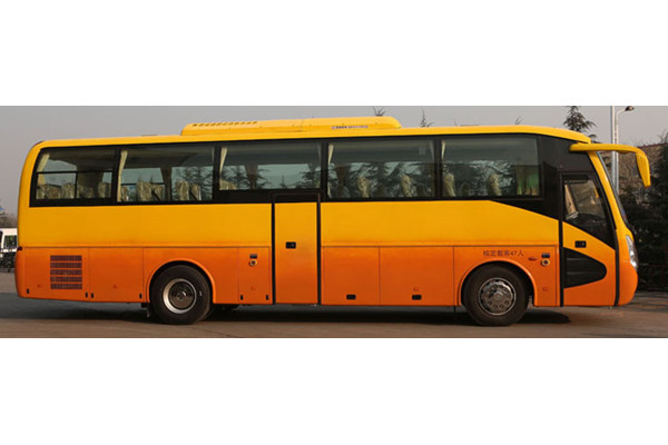 舒驰YTK6118EV4客车(纯电动24-60座)