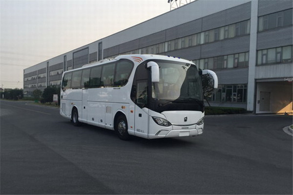 亚星YBL6111HQCP1客车(天然气国五24-52座)