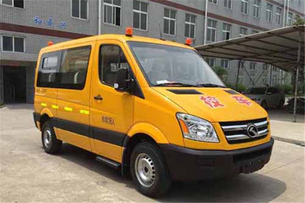 金龙XMQ6533KSD51幼儿专用校车(柴油国五10-18座)