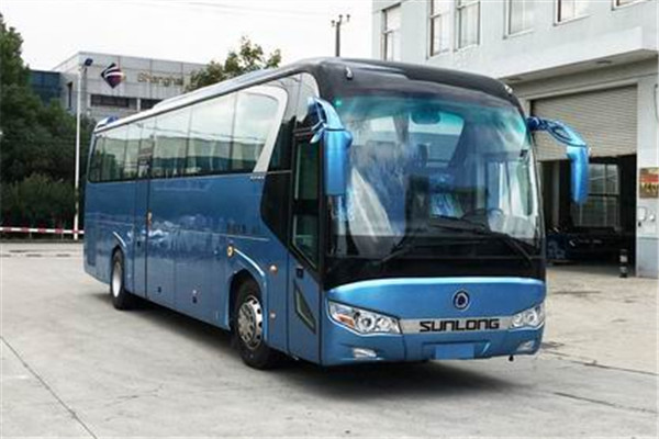申龙SLK6128ALD5S客车(柴油国五24-57座)