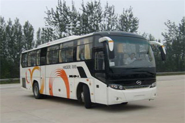 海格KLQ6125HTAE50客车(柴油国五24-67座)