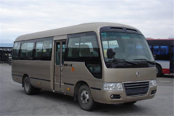 金旅XML6700J15客车(柴油国五10-23座)