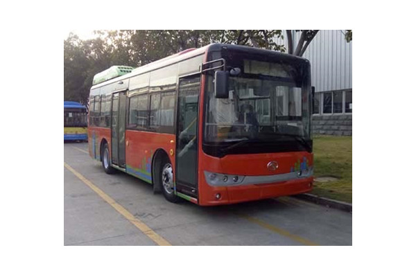 金龙XMQ6850AGCHEVD53公交车(柴油/电混动国五10-30座)