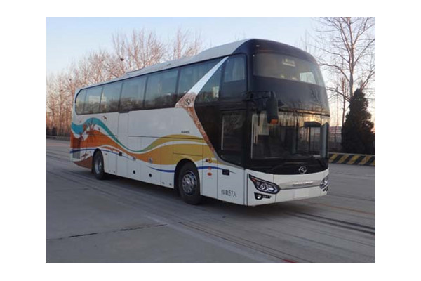 金龙XMQ6119FYD5C1客车（柴油国五24-57座）