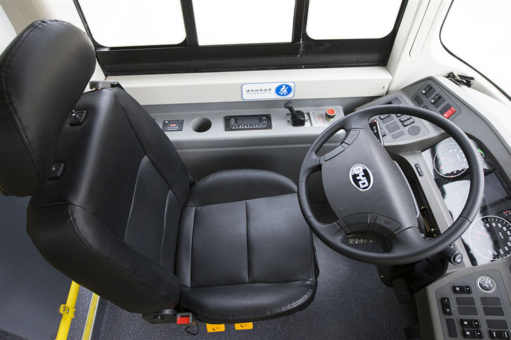 比亚迪BYD6121LGEV3公交车(纯电动10-41座)