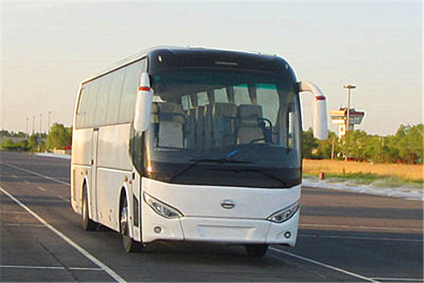 南京金龙NJL6117YA5客车(柴油国五24-53座)