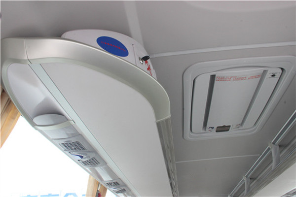 南京金龙NJL6107BEV13客车(纯电动24-46座)