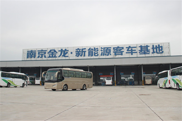 南京金龙NJL6107BEV8客车(纯电动24-47座)