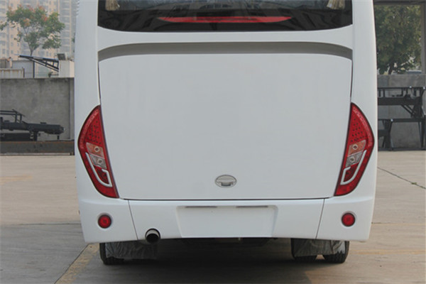 南京金龙NJL6107Y5客车(柴油国五24-55座)