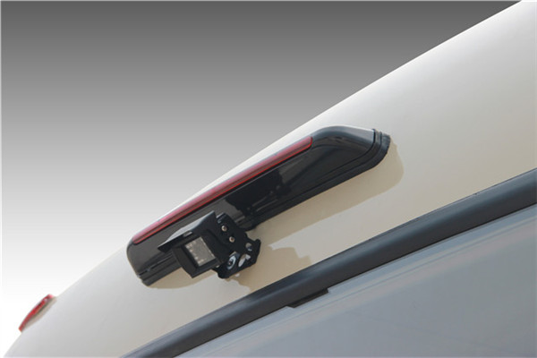 南京金龙NJL6806BEV11客车(纯电动24-31座)