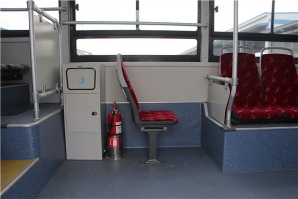 南京金龙NJL6129BEV30公交车(纯电动36-47座)