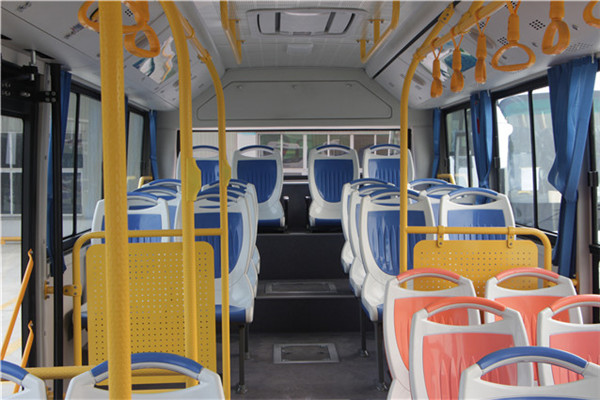 南京金龙NJL6859BEV13公交车（纯电动10-28座）