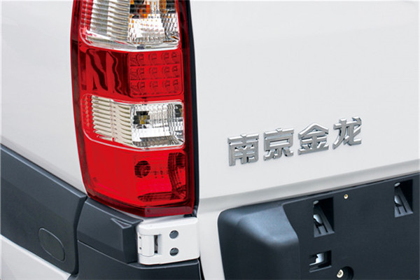 南京金龙NJL6600BEV63客车(纯电动10-18座)
