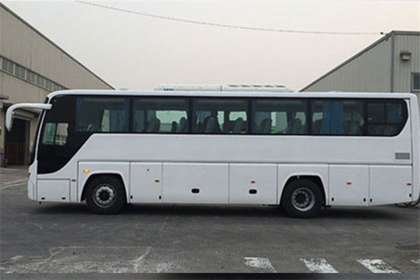 福田欧辉BJ6120U8LJB-5客车（柴油国五24-55座）